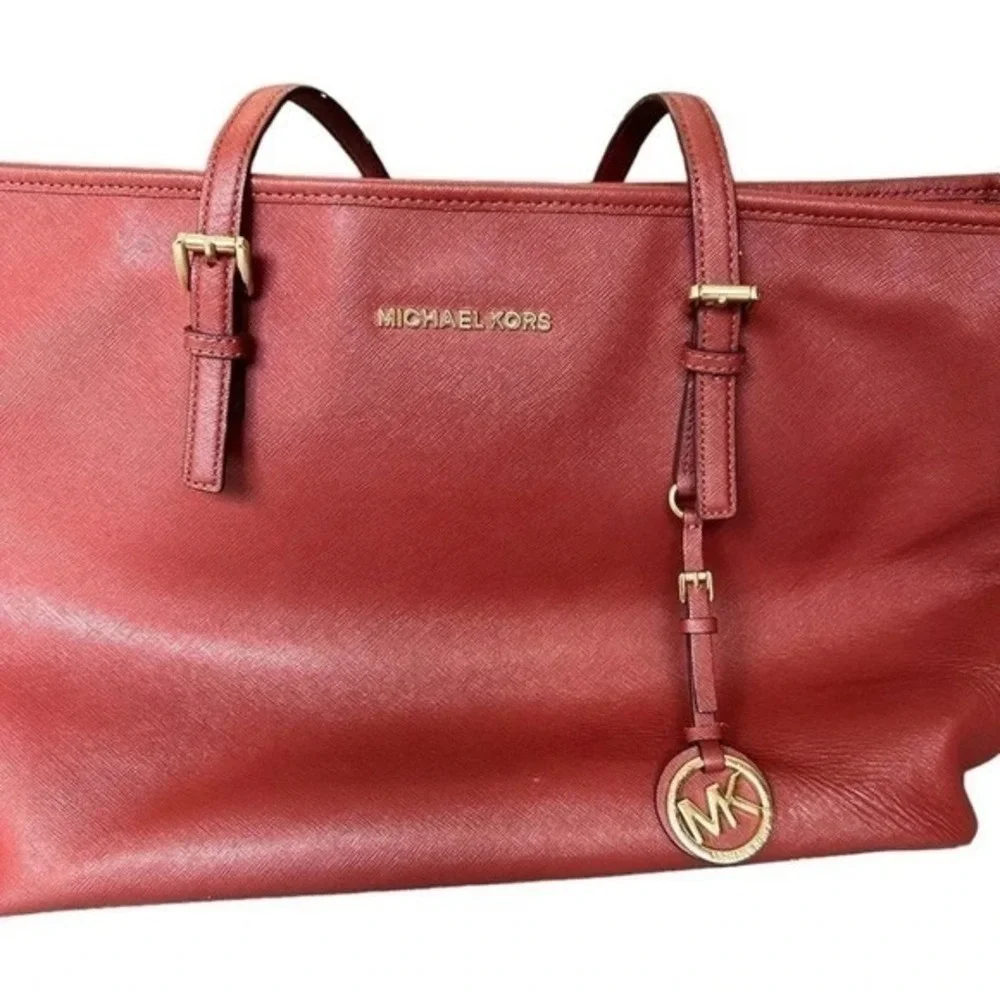 Michael Kors Tote Bag Large Burgundy Saffiano Leather‎ Jet Set Travel Zip Top